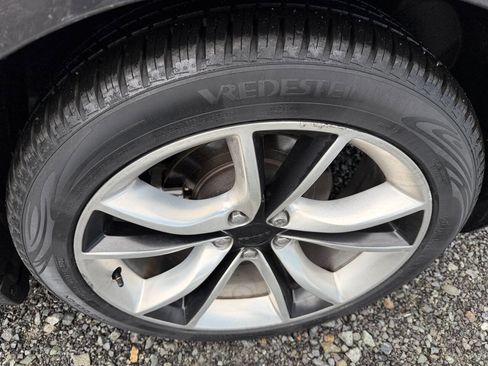 Used 2015 Dodge Charger R/T w/ Wheels & Tunes Group image 15