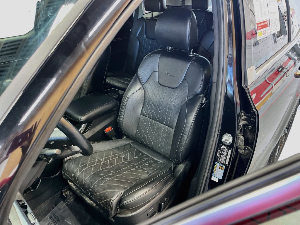 Used 2025 Kia Telluride SX w/ SX Captain's Chair Package AWD/4WD image 20