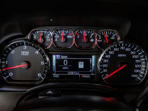 Used 2019 GMC Yukon SLT w/ Open Road Package image 18