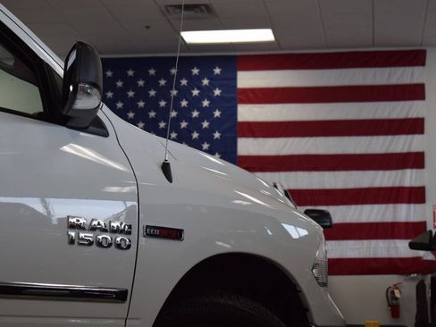 Used 2018 RAM 1500 Big Horn RWD image 23