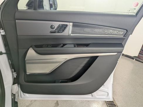 Used 2026 Cadillac Vistiq Platinum w/ LPO, Floor Liner Package AWD/4WD image 26