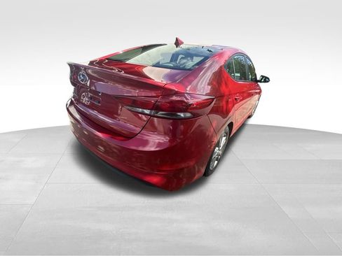 Used 2017 Hyundai Elantra SE FWD image 7