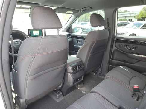 New 2026 Honda Pilot Sport image 10