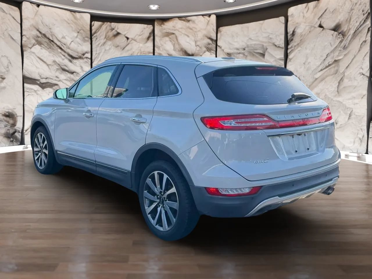 Used 2019 Lincoln MKC Reserve w/ MKC Climate Package AWD/4WD image 8