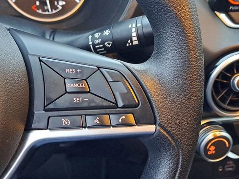 Used 2022 Nissan Sentra S image 10