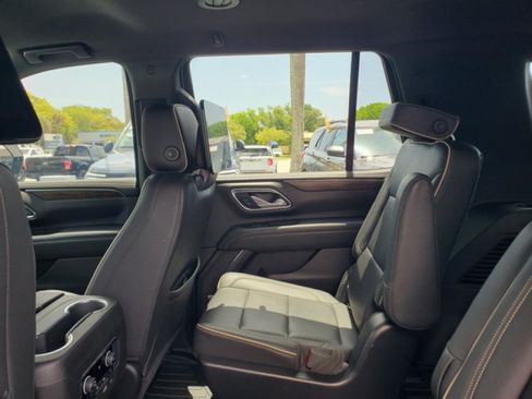 Used 2021 Chevrolet Tahoe Premier RWD image 29