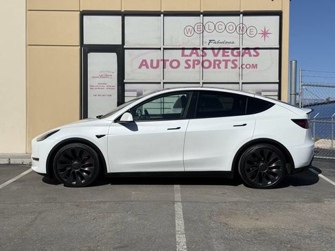 Used 2022 Tesla Model Y Performance image 5