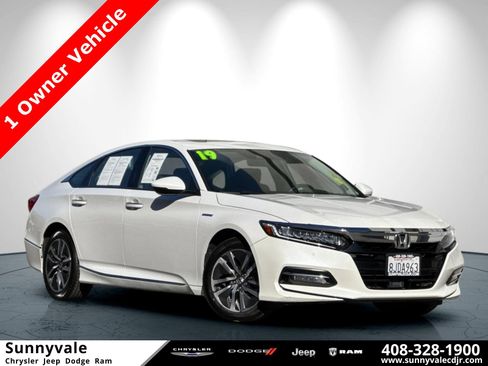 Used 2019 Honda Accord Touring image 1