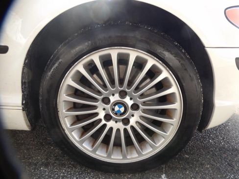 Used 2002 BMW 330xi Sedan image 23