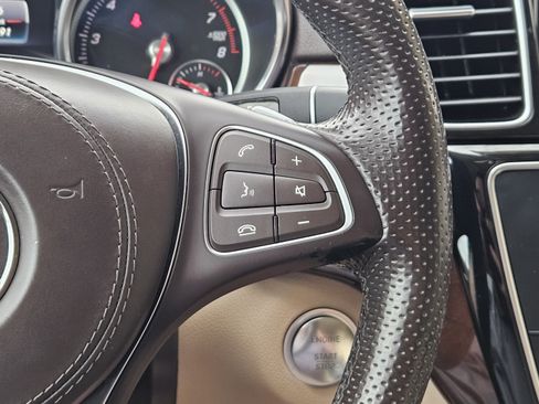 Used 2019 Mercedes-Benz GLS 450 4MATIC image 24