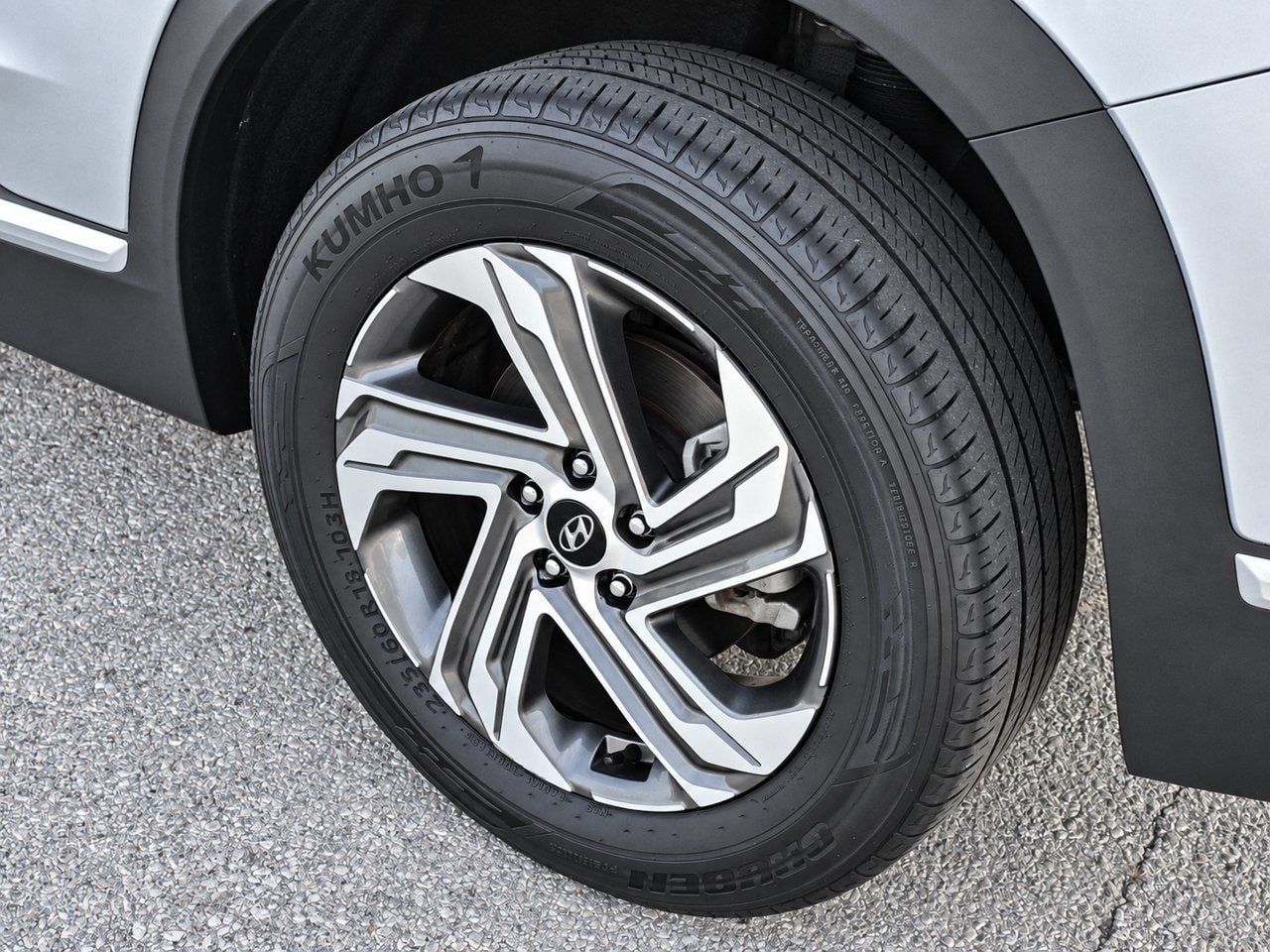 Used 2022 Hyundai Santa Fe SEL w/ Convenience Package FWD image 12