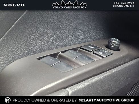 Used 2024 Toyota Camry SE image 15