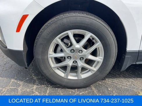Used 2024 Chevrolet Equinox LT w/ LPO, Floor Liner Package FWD image 5