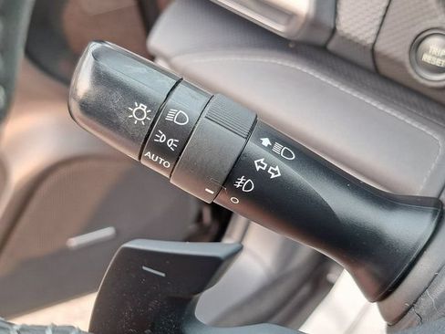 Used 2022 Subaru Forester Touring AWD/4WD image 12