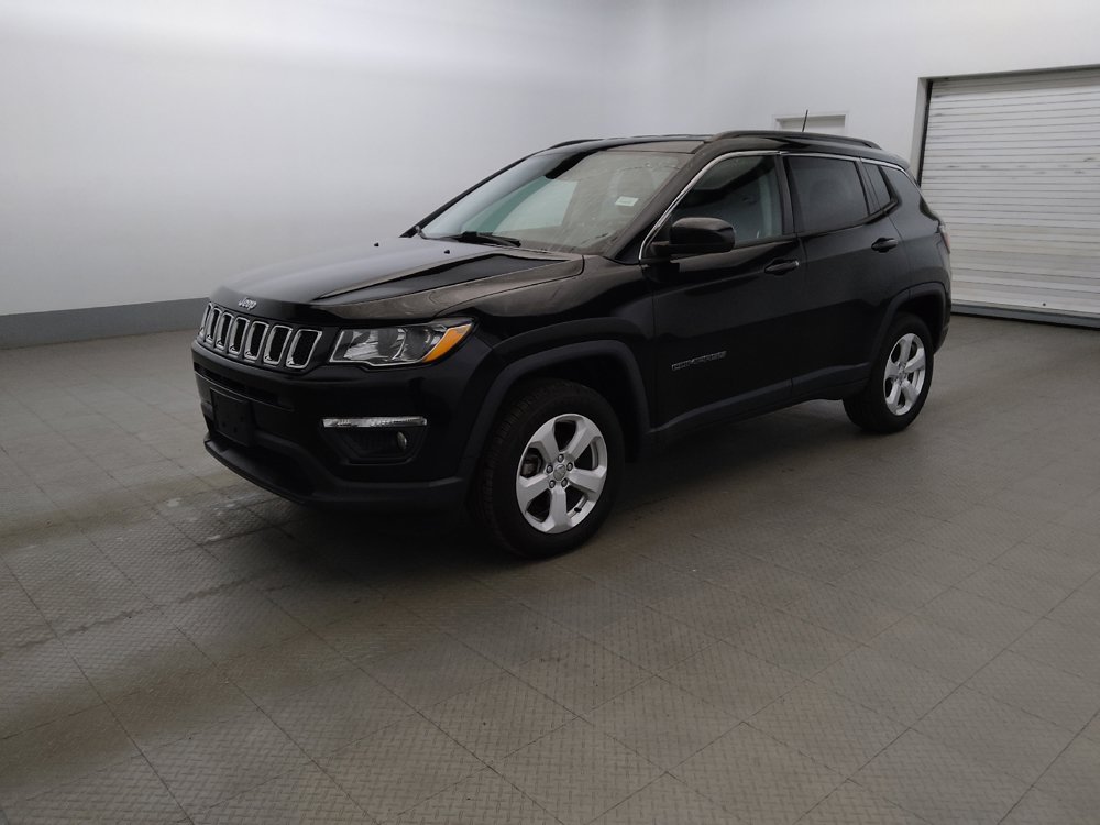 Used 2018 Jeep Compass Latitude w/ Popular Equipment Group AWD/4WD image 2