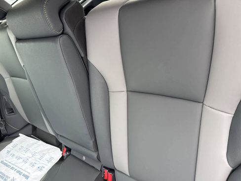 Used 2024 Subaru Outback Onyx Edition image 16