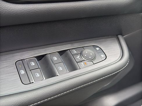 New 2026 Nissan Armada SL image 12