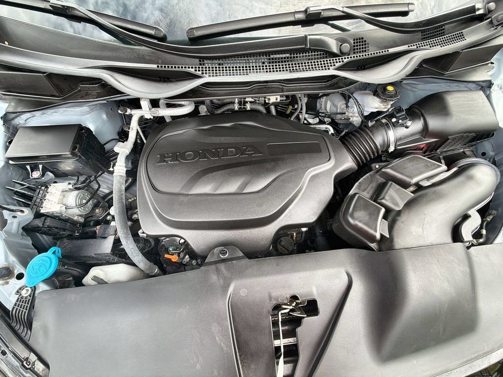 Used 2024 Honda Odyssey Sport image 17