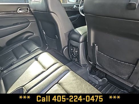Used 2018 Jeep Grand Cherokee Overland w/ Jeep Active Safety Group image 13