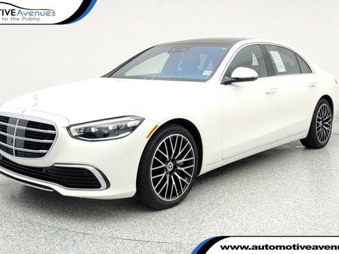 Used 2022 Mercedes-Benz S 500 4MATIC image 1