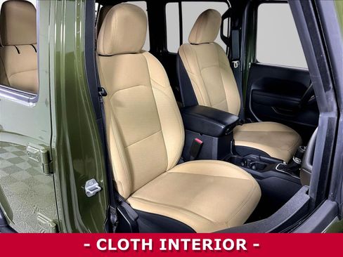 Used 2022 Jeep Wrangler Unlimited Sport AWD/4WD image 28