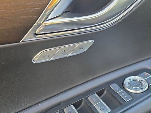 Used 2024 Genesis GV80 2.5T image 21