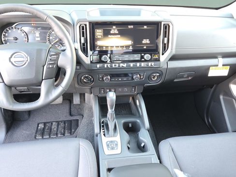 New 2026 Nissan Frontier SV image 14