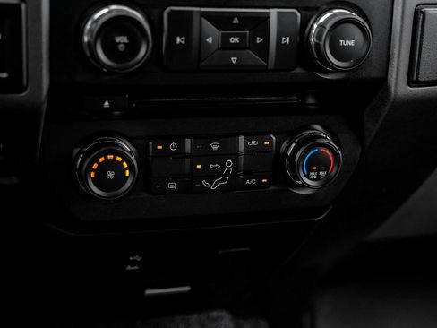 Used 2018 Ford F250 XL w/ Power Equipment Group AWD/4WD image 28