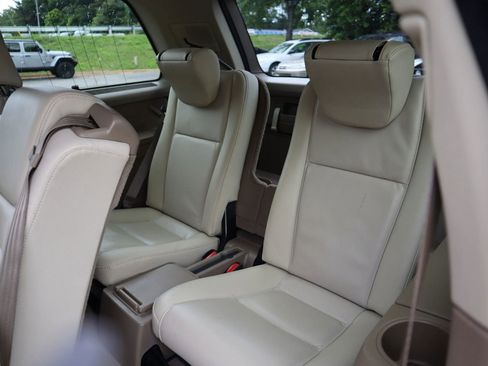 Used 2014 Volvo XC90 3.2 FWD image 13
