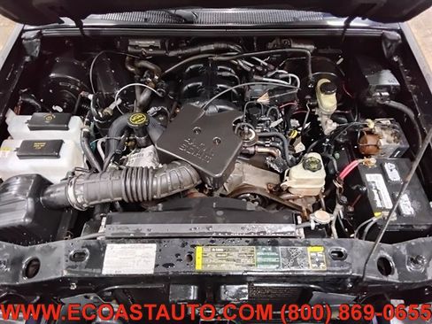Used 2004 Ford Ranger XLT AWD/4WD image 9
