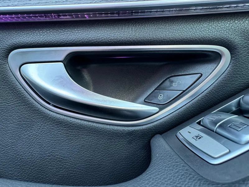 Used 2020 Mercedes-Benz C 300 Sedan image 45