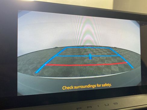Used 2024 Toyota Prius Prime FWD image 4