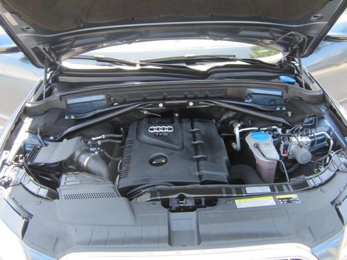 Used 2015 Audi Q5 2.0T Premium Plus w/ Technology Package image 13