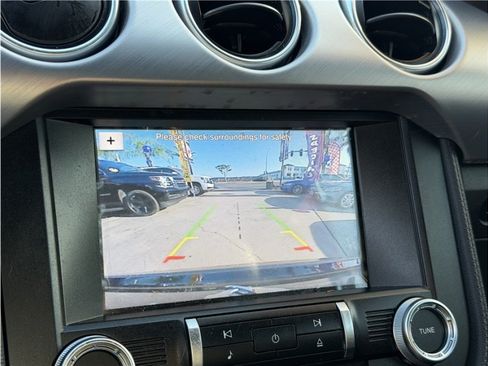 Used 2018 Ford Mustang Premium RWD image 53