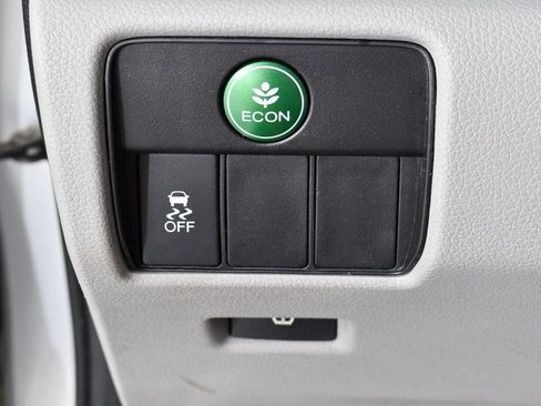 Used 2013 Honda Accord LX image 30