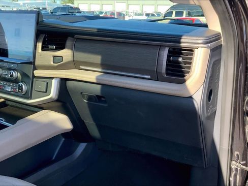 Certified 2024 Ford Expedition Max Limited image 19