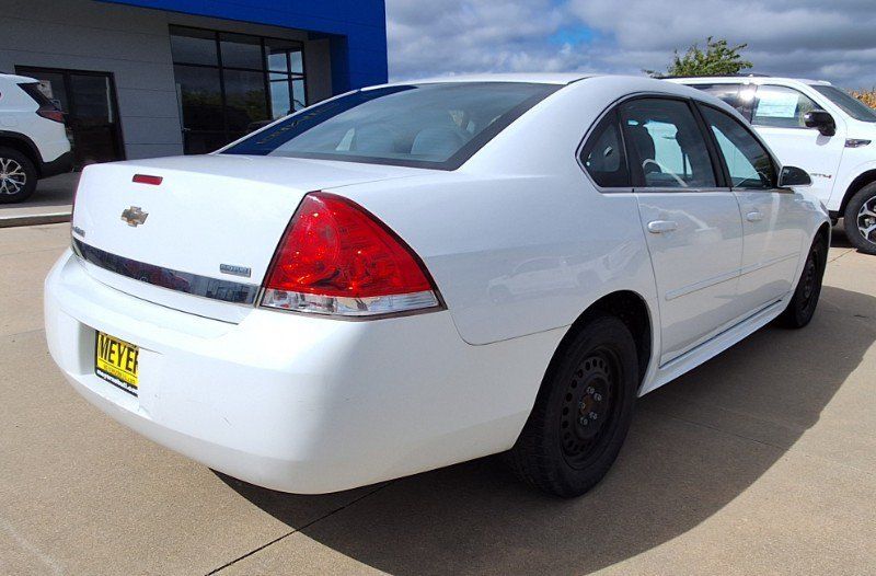 Used 2011 Chevrolet Impala LS FWD image 8