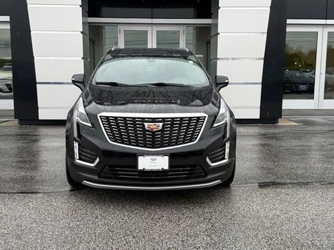 Certified 2024 Cadillac XT5 Premium Luxury AWD/4WD image 2