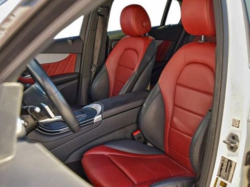 Used 2022 Mercedes-Benz GLC 300 4MATIC Coupe image 16