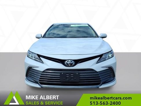 Used 2023 Toyota Camry LE FWD image 2
