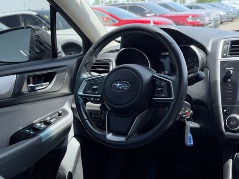 Used 2019 Subaru Outback 2.5i Premium AWD/4WD image 25