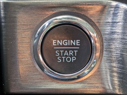 Used 2024 Ford F250 Lariat image 18