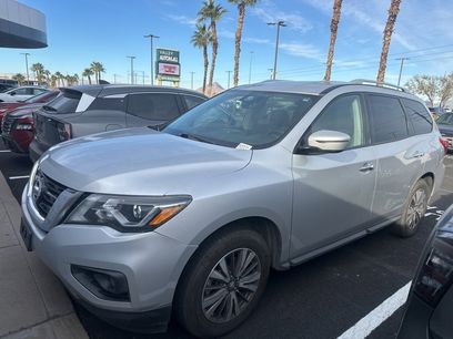 Used 2019 Nissan Pathfinder SV