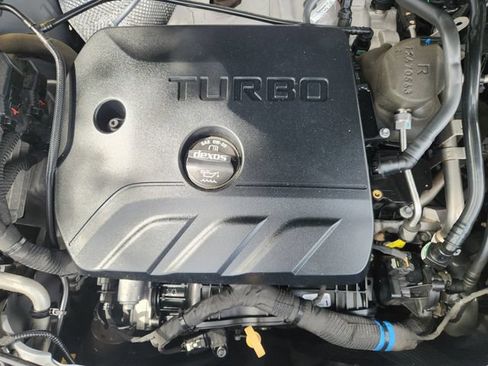 Used 2022 Chevrolet TrailBlazer RS w/ Technology Package FWD image 30