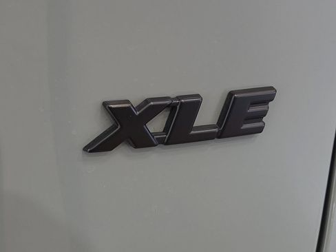 Used 2023 Toyota RAV4 XLE Premium FWD image 12