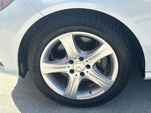 Used 2015 Mercedes-Benz E 350 Sedan image 13