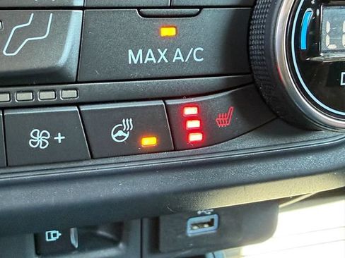 Used 2022 Ford Maverick Lariat w/ Lariat Luxury Package AWD/4WD image 10