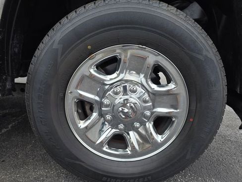 Used 2020 RAM 2500 Big Horn AWD/4WD image 13