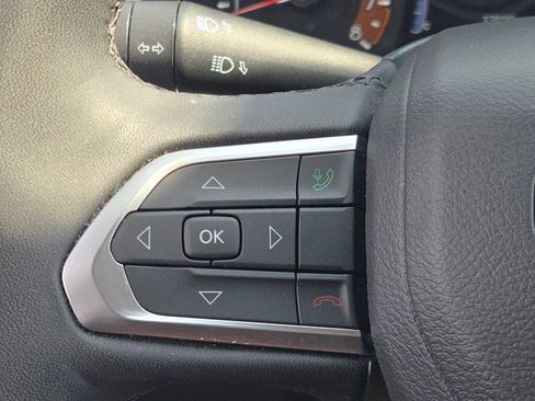 Certified 2025 Jeep Compass Limited AWD/4WD image 32