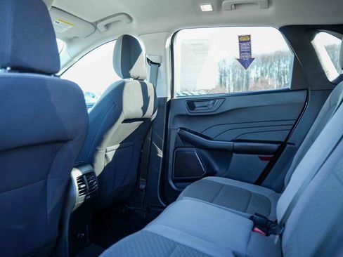 Used 2022 Ford Escape SE image 22